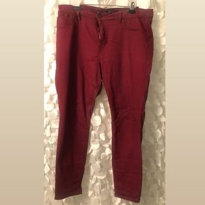 D. Jeans Skinny
